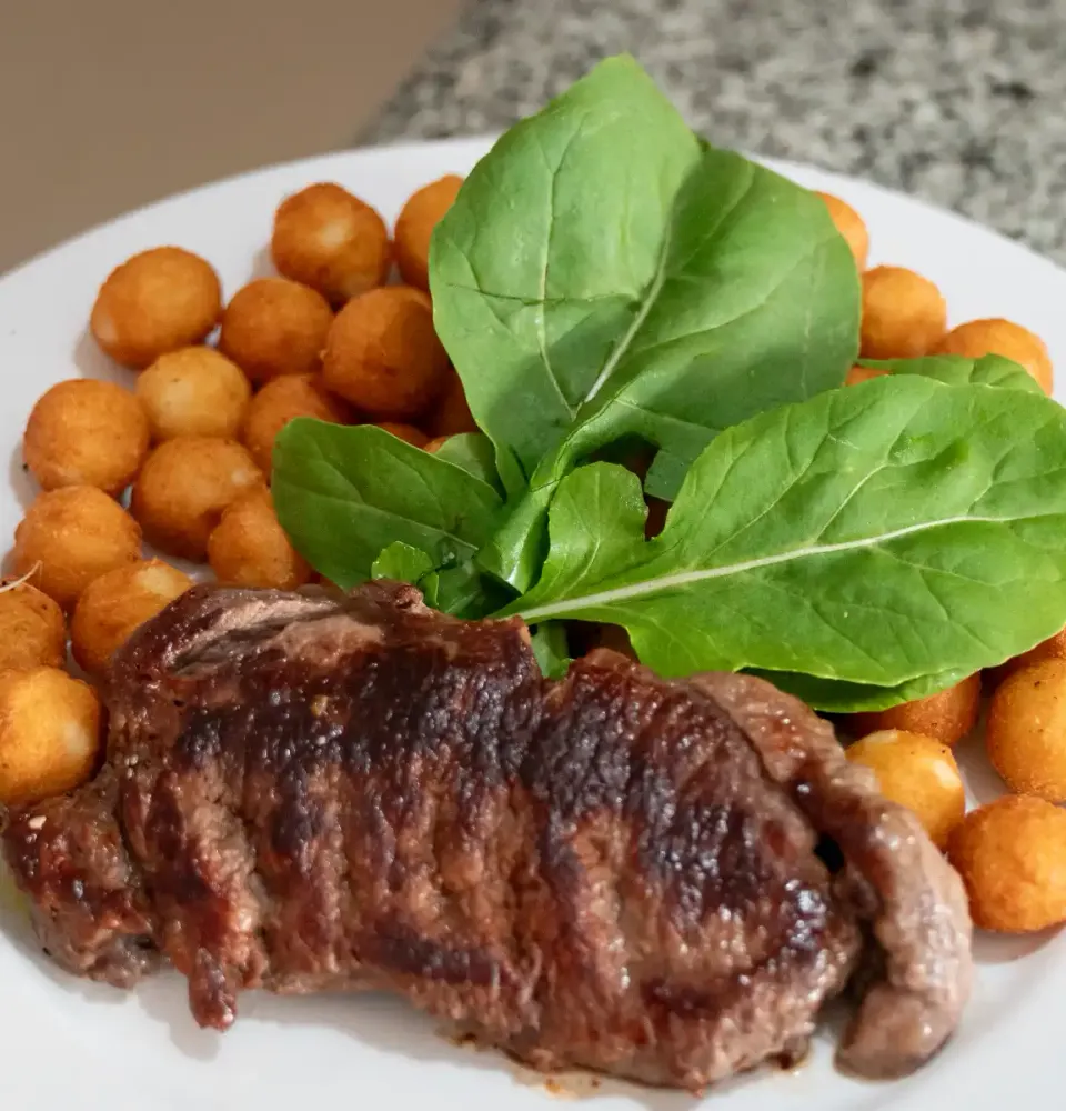Pack 1 night + dinner Regency Way Montevideo Pack 1 night + dinner Regency Way Montevideo