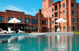 Outdoor Pool Regency Park Hotel Montevideo (6079)
