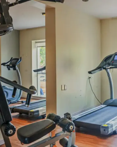 Gym + outdoor pool Regency Way Montevideo Gym + outdoor pool Regency Way Montevideo